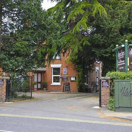 The Beeches Hotel グリムズビー エクステリア 写真